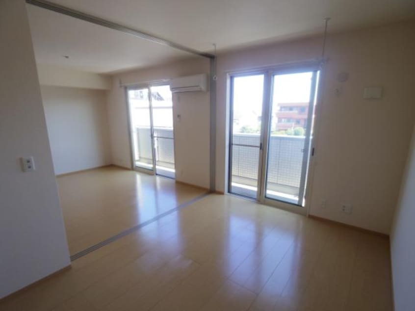  静岡鉄道静岡清水線/新清水駅 バス9分五分団前下車:停歩2分 3階 築12年