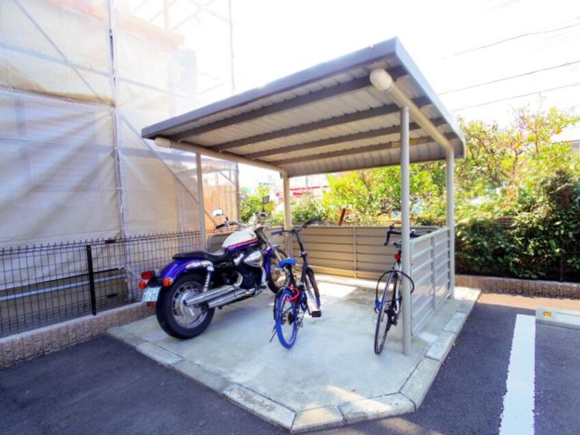  東海道本線/興津駅 バス11分JA興津支所前下車:停歩3分 2階 築12年