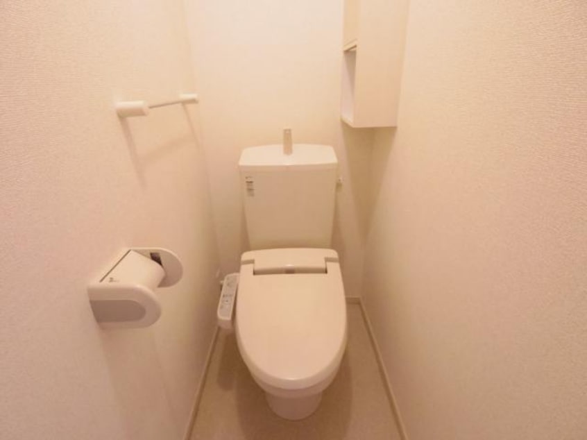  東海道本線/興津駅 バス11分JA興津支所前下車:停歩3分 2階 築12年