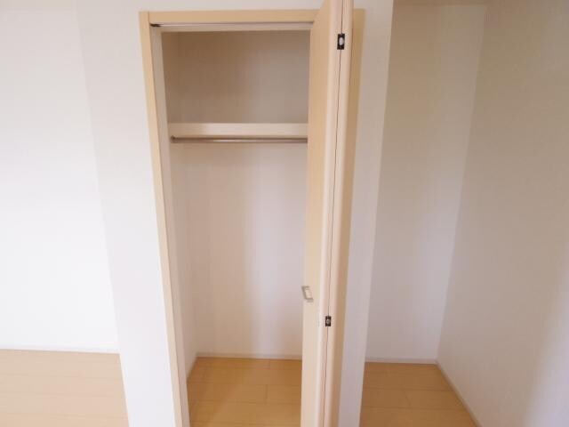  東海道本線/興津駅 バス11分JA興津支所前下車:停歩3分 2階 築12年