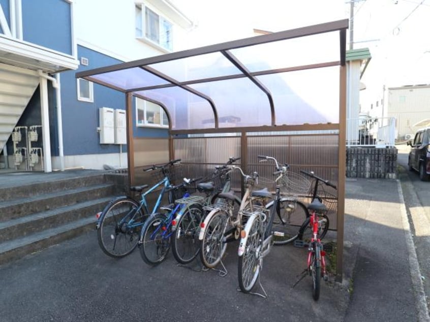  静岡鉄道静岡清水線/新清水駅 バス11分中矢部町下車:停歩4分 2階 築33年