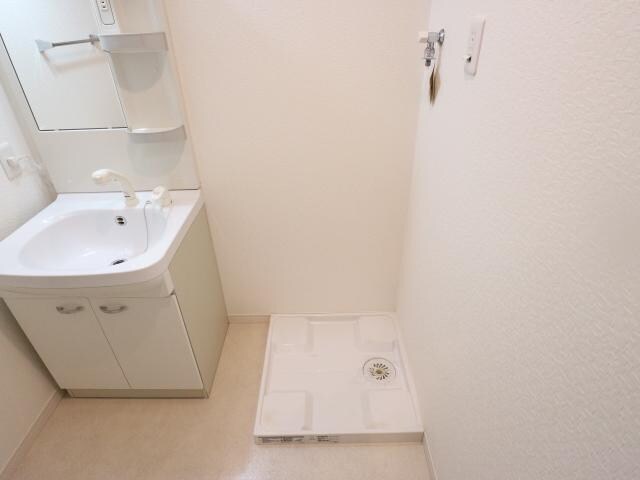  東海道本線/清水駅 バス8分秋吉町下車:停歩8分 3階 築11年