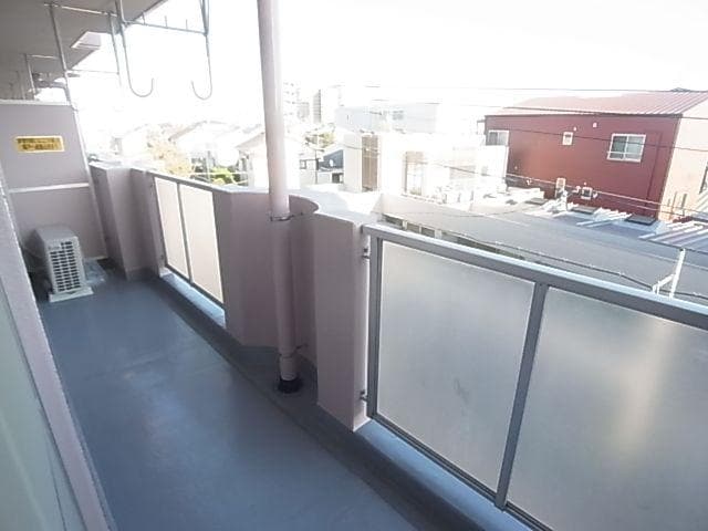  静岡鉄道静岡清水線/新清水駅 バス5分岡町西下車:停歩4分 3階 築32年