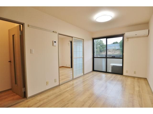  東海道本線/清水駅 バス16分JA高部支所下車:停歩10分 2階 築28年