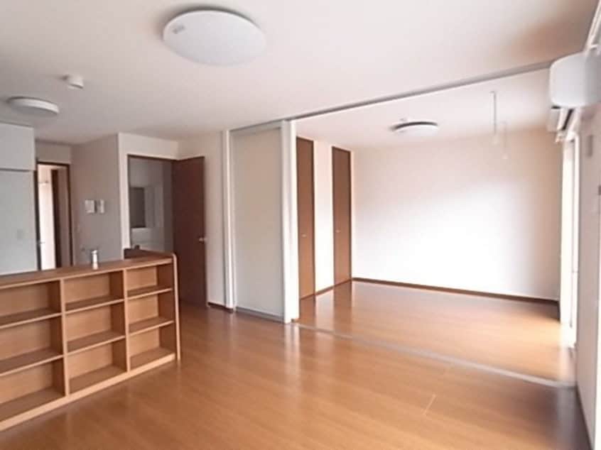  東海道本線/清水駅 バス10分栗田家具センター前下車:停歩4分 1階 築11年