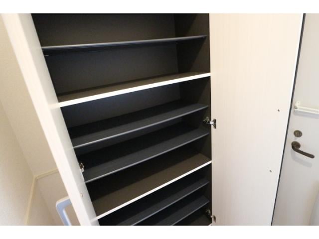  東海道本線/清水駅 バス18分白浜町下車:停歩5分 1階 築11年