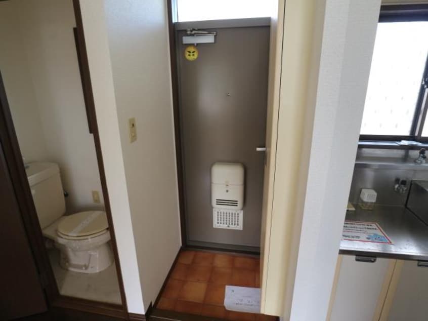  東海道本線/新蒲原駅 徒歩20分 1階 築32年