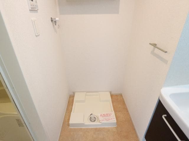  東海道本線/清水駅 バス14分下野下車:停歩5分 1階 築10年