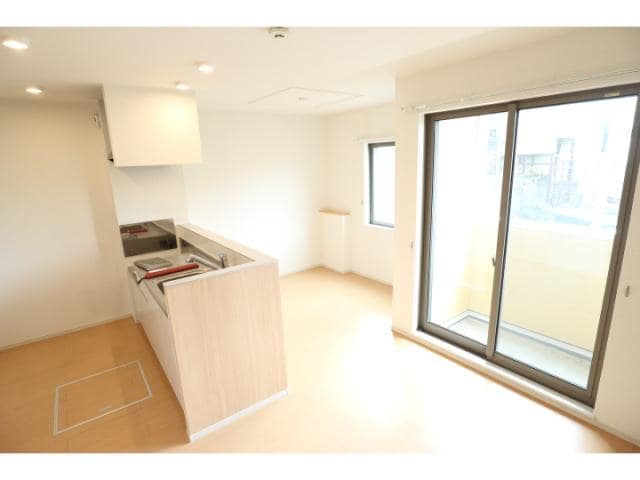  東海道本線/清水駅 バス7分袖師小学校入口下車:停歩2分 1階 築10年