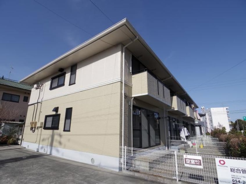  東海道本線/清水駅 バス18分高部小学校前下車:停歩5分 1階 築30年