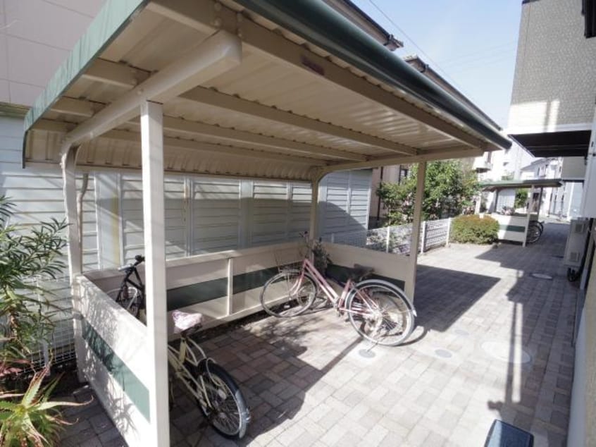  東海道本線/清水駅 バス18分高部小学校前下車:停歩5分 1階 築30年