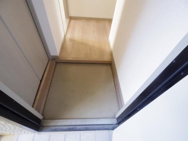 同物件同タイプ 東海道本線/清水駅 バス18分高部小学校前下車:停歩5分 1階 築30年