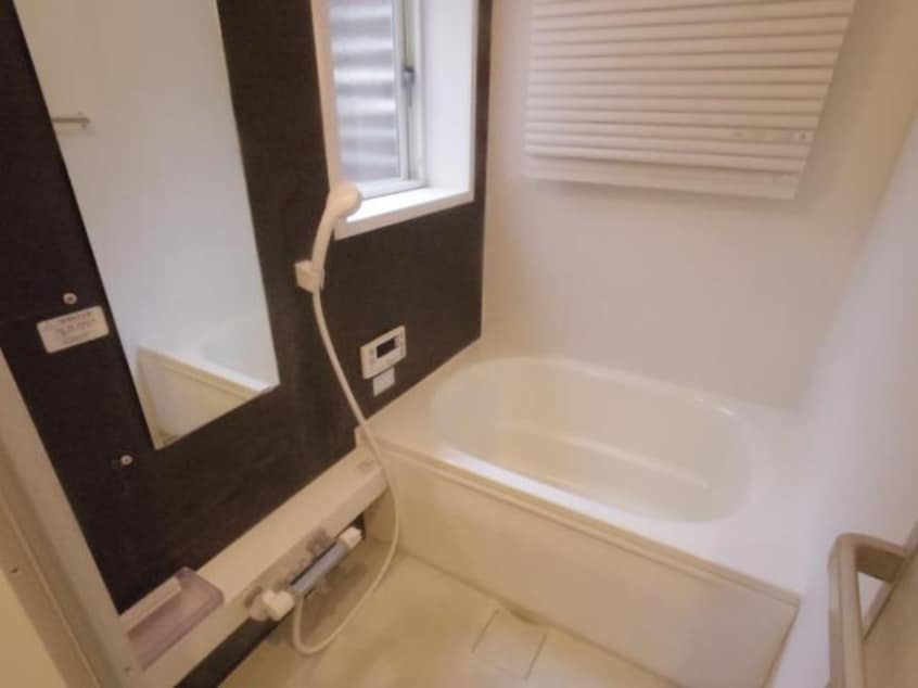  東海道本線/清水駅 バス9分高橋花の木下車:停歩4分 1-2階 築10年