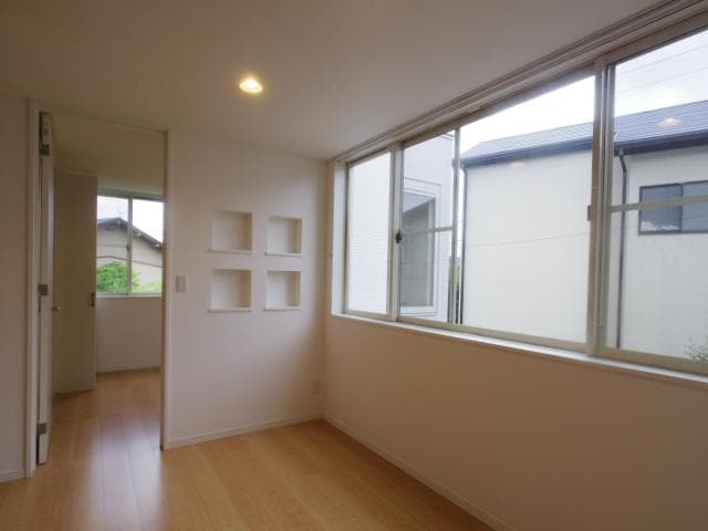  東海道本線/清水駅 バス9分高橋花の木下車:停歩4分 1-2階 築10年