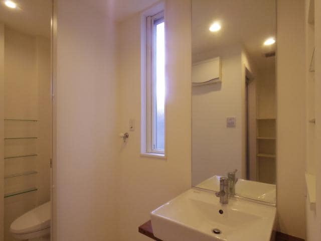  東海道本線/清水駅 バス9分高橋花の木下車:停歩4分 1-2階 築10年