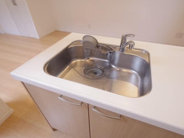  東海道本線/清水駅 バス9分高橋花の木下車:停歩4分 1-2階 築10年