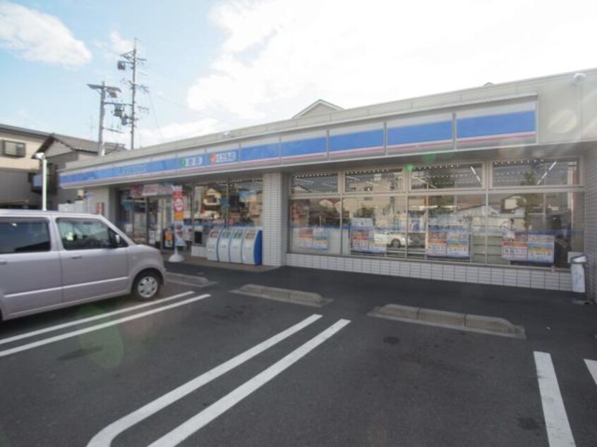ローソン清水万世町店(コンビニ)まで511m 静岡鉄道静岡清水線/新清水駅 徒歩13分 1階 築9年