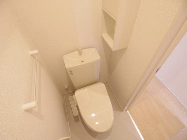  静岡鉄道静岡清水線/新清水駅 バス17分東折戸下車:停歩7分 1階 築9年