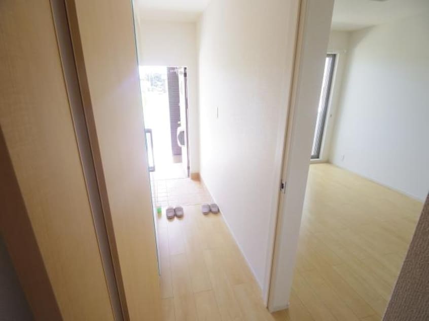  静岡鉄道静岡清水線/新清水駅 バス17分東折戸下車:停歩7分 1階 築9年