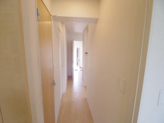  静岡鉄道静岡清水線/新清水駅 バス17分東折戸下車:停歩7分 1階 築9年