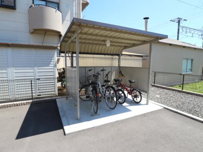  東海道本線/興津駅 バス9分興津ラセン前下車:停歩7分 2階 築9年