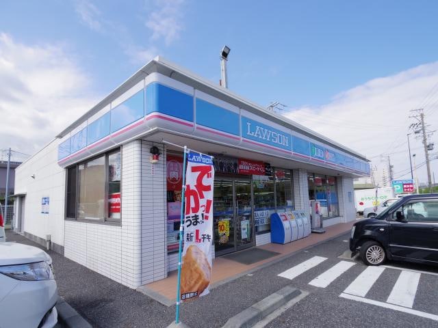 ローソン清水興津中町店(コンビニ)まで598m 東海道本線/興津駅 バス9分興津ラセン前下車:停歩7分 2階 築9年
