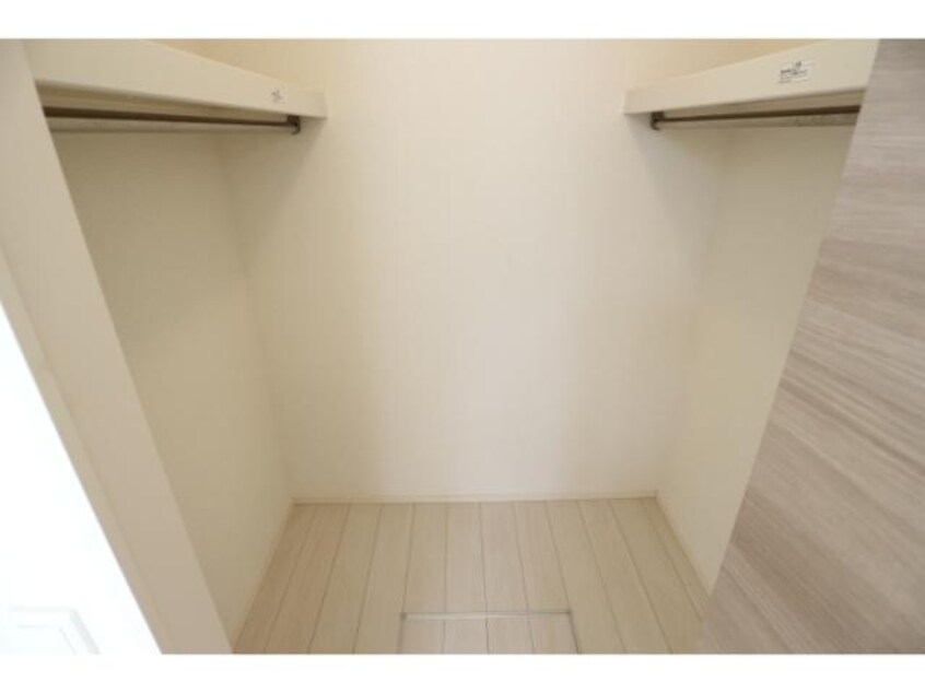  静岡鉄道静岡清水線/新清水駅 バス18分白浜町下車:停歩3分 1階 築9年