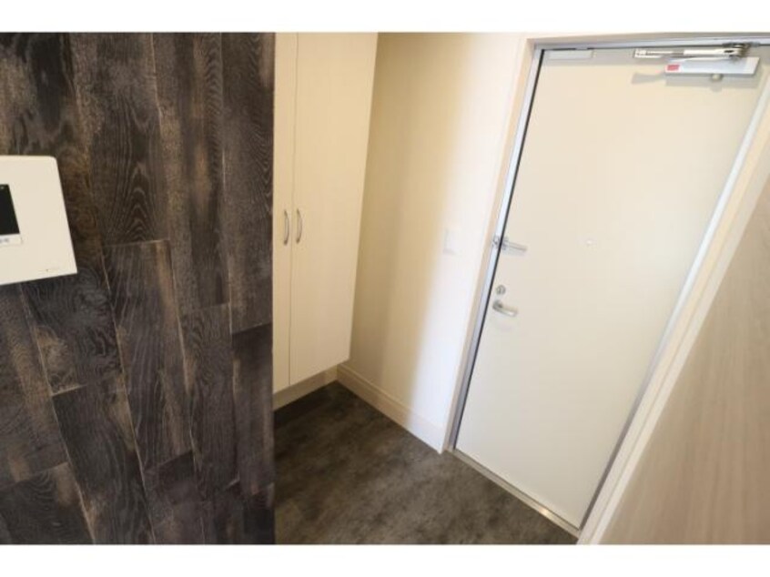  静岡鉄道静岡清水線/新清水駅 バス18分白浜町下車:停歩3分 1階 築9年