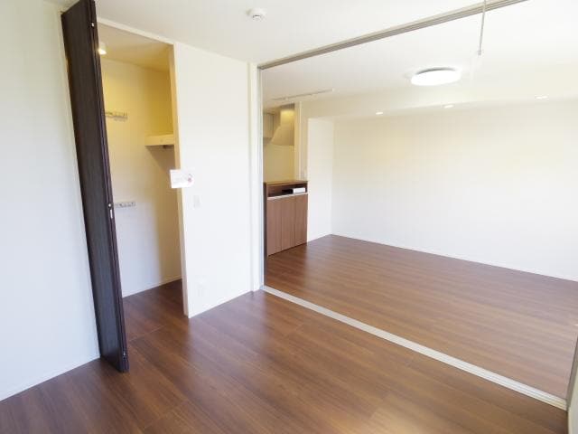  東海道本線/新蒲原駅 徒歩23分 1階 築8年