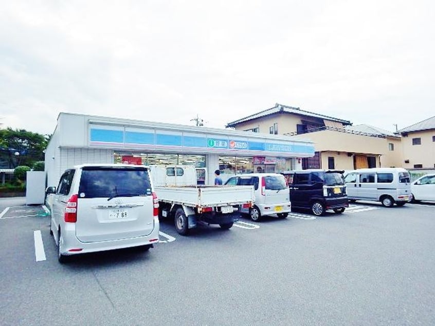 ローソン蒲原東店(コンビニ)まで242m 東海道本線/新蒲原駅 徒歩23分 1階 築8年
