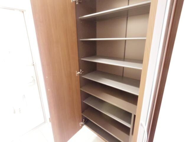  東海道本線/新蒲原駅 徒歩23分 1階 築8年