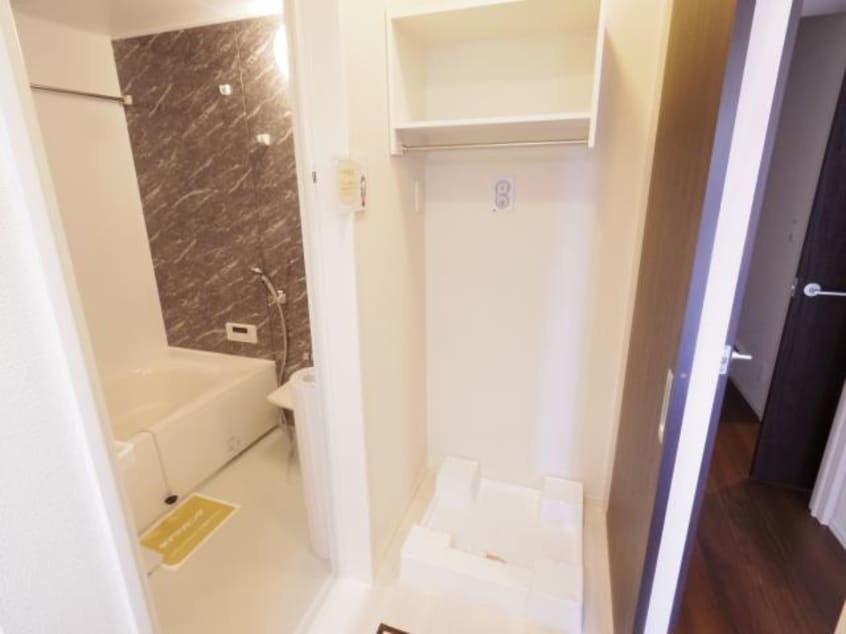  東海道本線/新蒲原駅 徒歩23分 1階 築8年