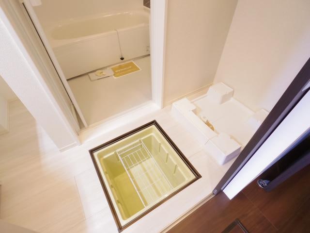  東海道本線/新蒲原駅 徒歩23分 1階 築8年