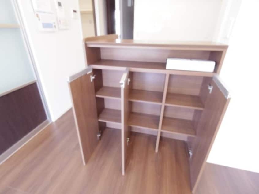  東海道本線/新蒲原駅 徒歩23分 1階 築8年