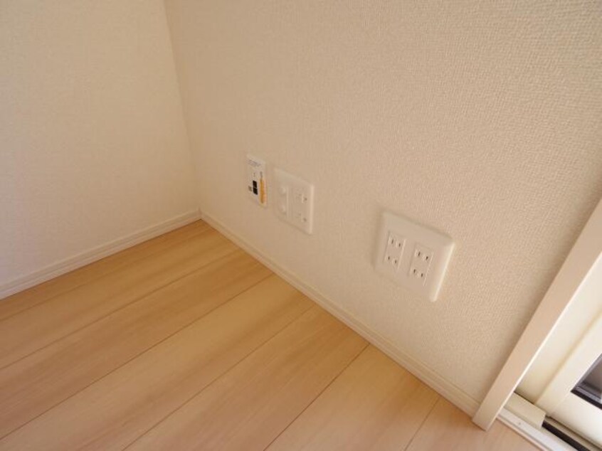  東海道本線/新蒲原駅 徒歩23分 2階 築8年