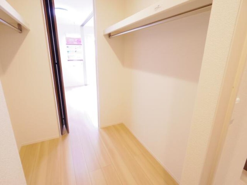  東海道本線/清水駅 バス6分袖師小学校入口下車:停歩6分 1階 築8年
