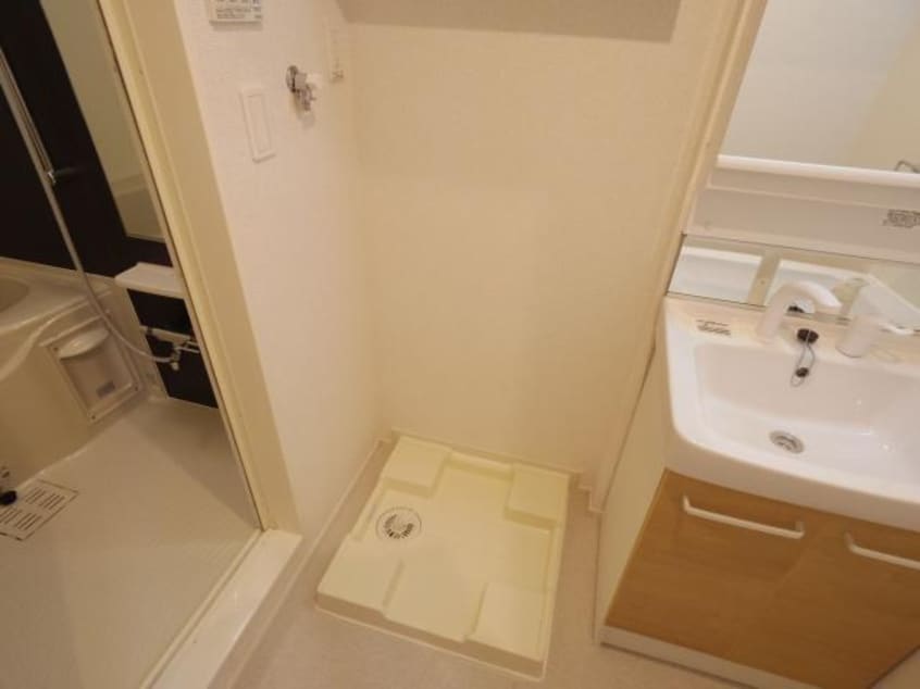  静岡鉄道静岡清水線/新清水駅 バス3分万世町下車:停歩2分 1階 築8年