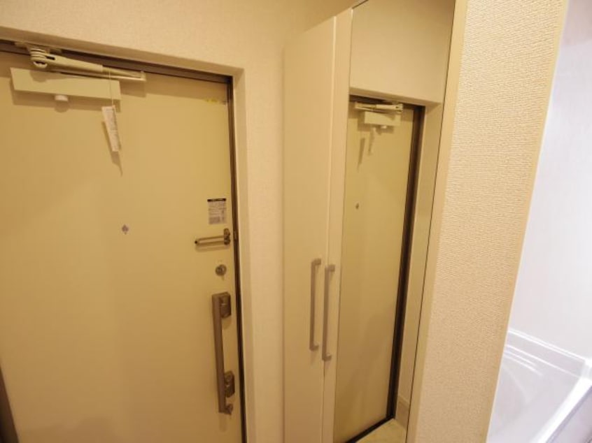  静岡鉄道静岡清水線/新清水駅 バス3分万世町下車:停歩2分 1階 築8年