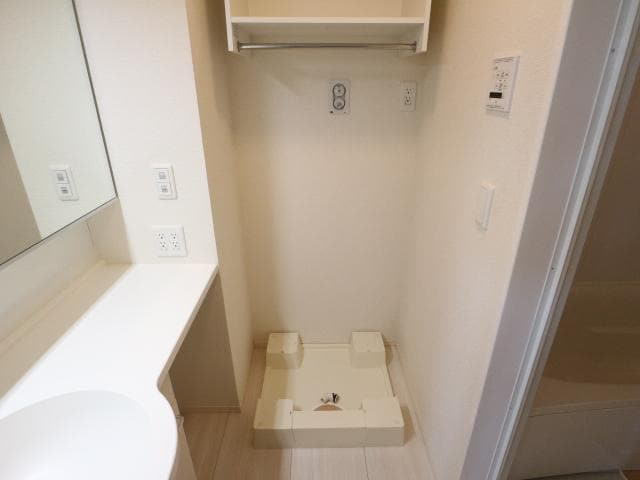  東海道本線/清水駅 バス12分向田町下車:停歩2分 1階 築8年