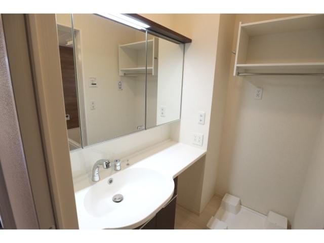  東海道本線/清水駅 バス27分白浜町下車:停歩6分 1階 築7年