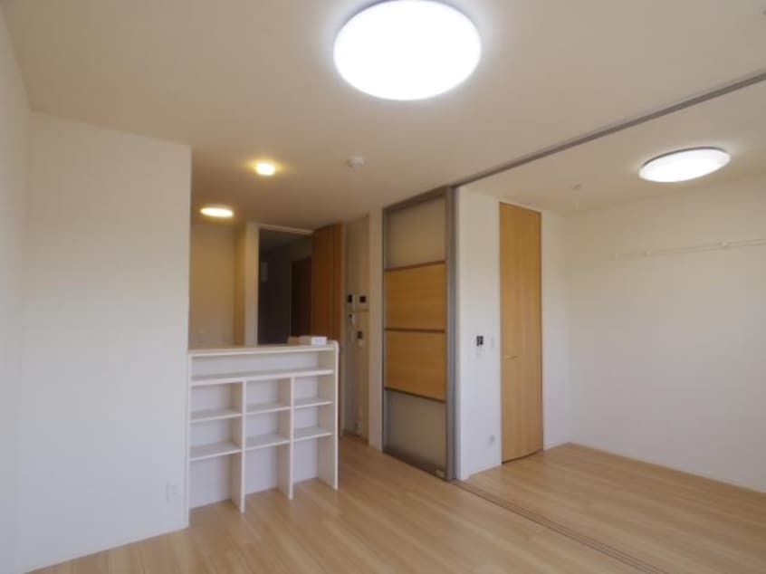 同物件同タイプ 東海道本線/清水駅 バス27分白浜町下車:停歩6分 1階 築7年