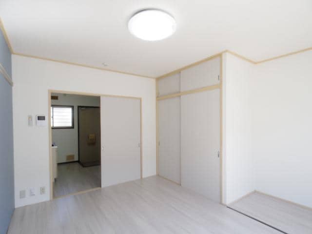  静岡鉄道静岡清水線/新清水駅 バス20分白浜町下車:停歩13分 1階 築40年