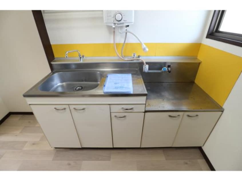  静岡鉄道静岡清水線/新清水駅 バス20分白浜町下車:停歩13分 1階 築40年