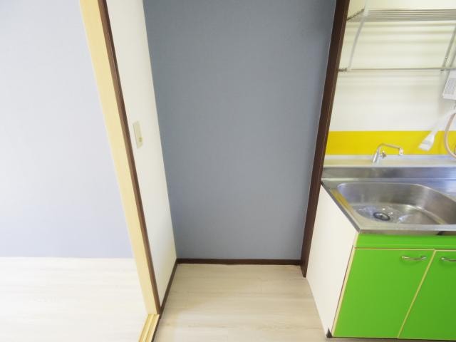  静岡鉄道静岡清水線/新清水駅 バス20分白浜町下車:停歩13分 1階 築40年