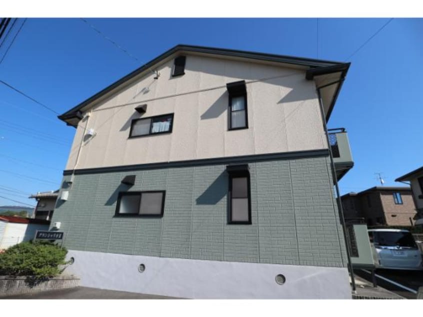  東海道本線/清水駅 バス8分秋吉町下車:停歩6分 2階 築30年