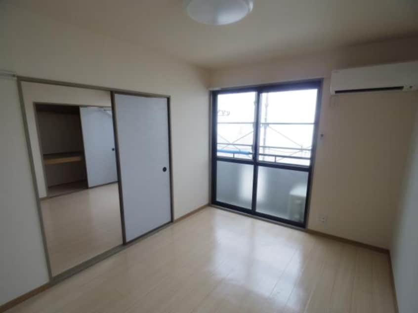  東海道本線/清水駅 バス8分秋吉町下車:停歩6分 2階 築30年