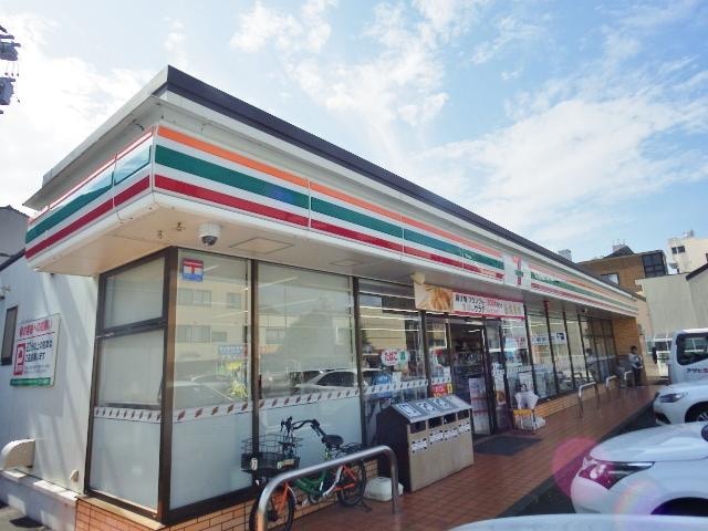 セブンイレブン清水江尻東1丁目店(コンビニ)まで640m 静岡鉄道静岡清水線/新清水駅 徒歩9分 5階 築6年