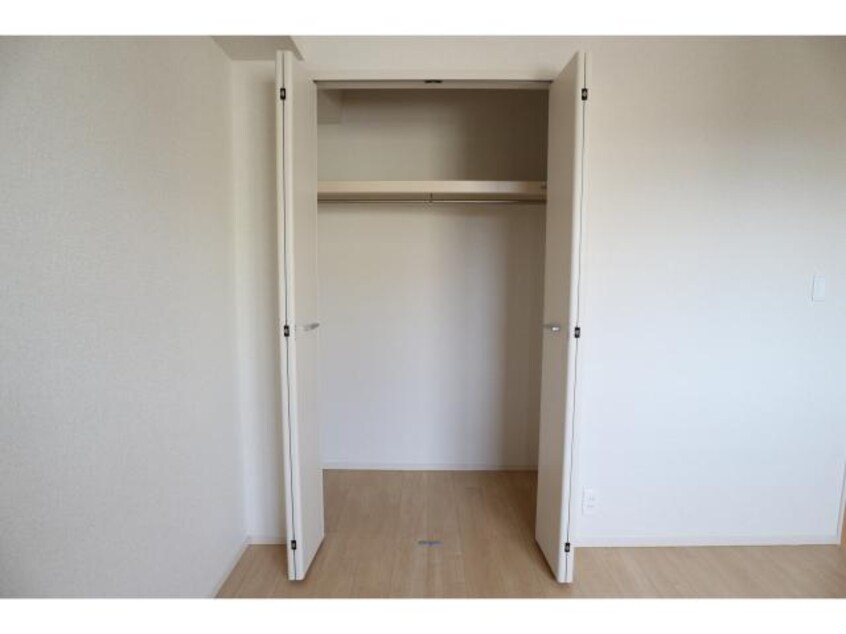  静岡鉄道静岡清水線/狐ケ崎駅 バス9分南矢部下車:停歩4分 2階 築6年