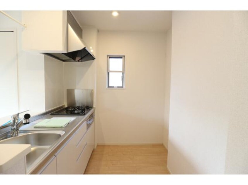  静岡鉄道静岡清水線/狐ケ崎駅 バス9分南矢部下車:停歩4分 2階 築6年