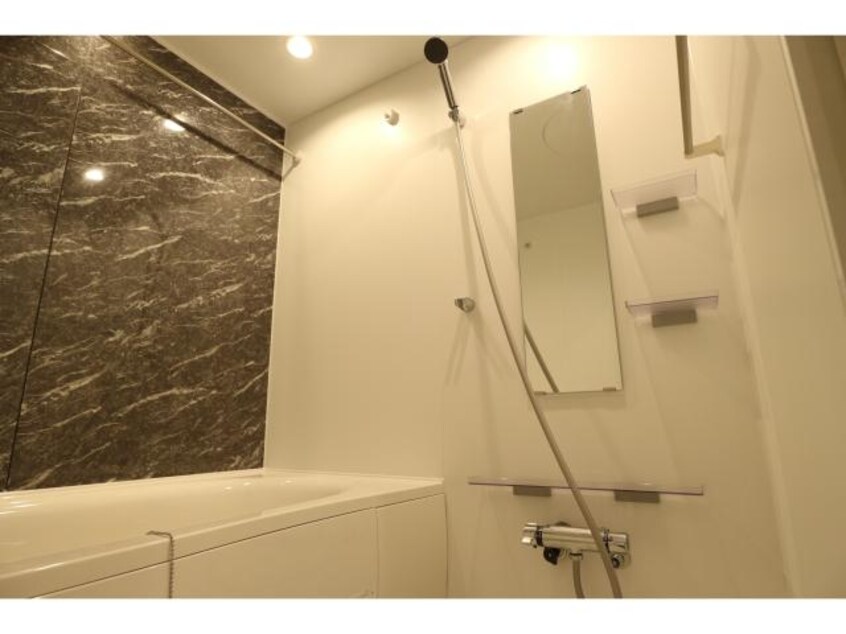  静岡鉄道静岡清水線/狐ケ崎駅 バス9分南矢部下車:停歩4分 2階 築6年